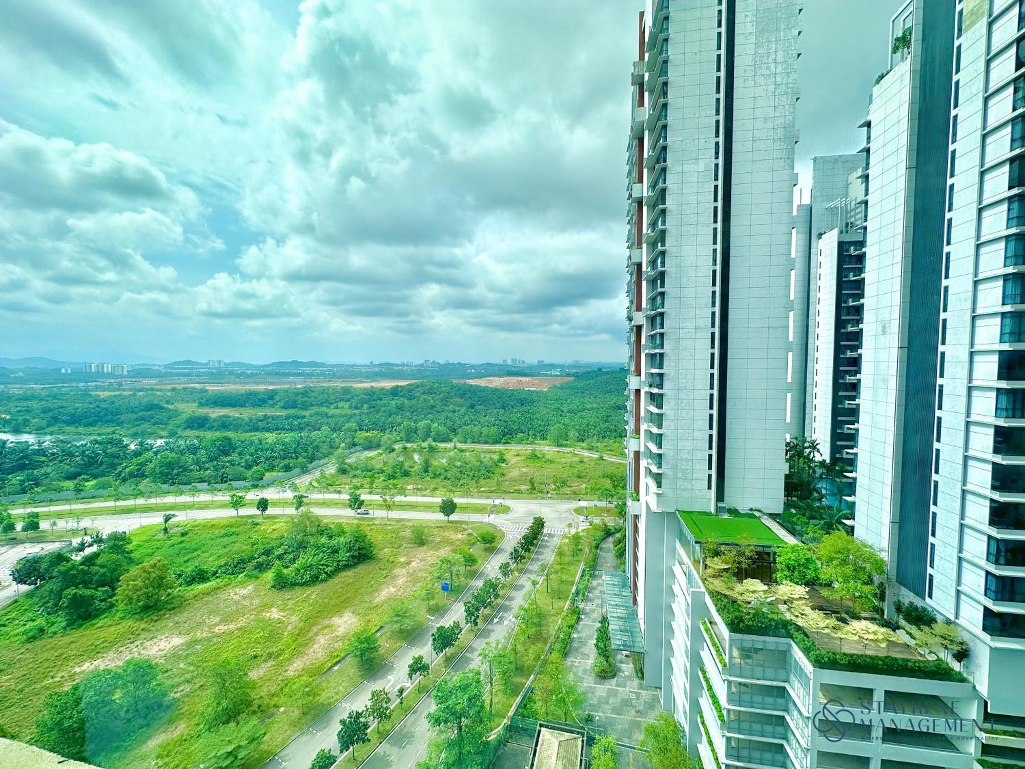 The Elysia Suites Nusajaya  Rum bild